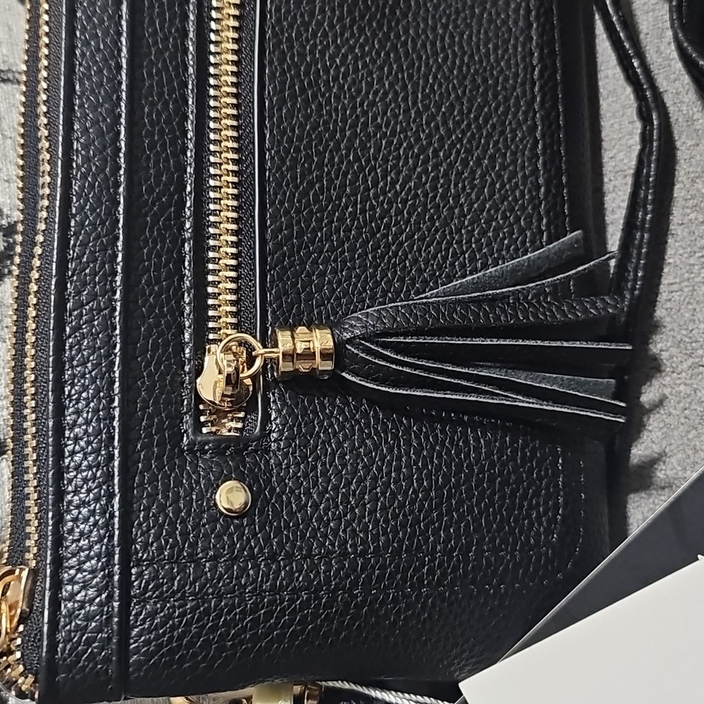 NWT Isabelle Vegan Leather Purse Crossbody Wristlet Wallet Shoulder Bag - Picture 2 of 7